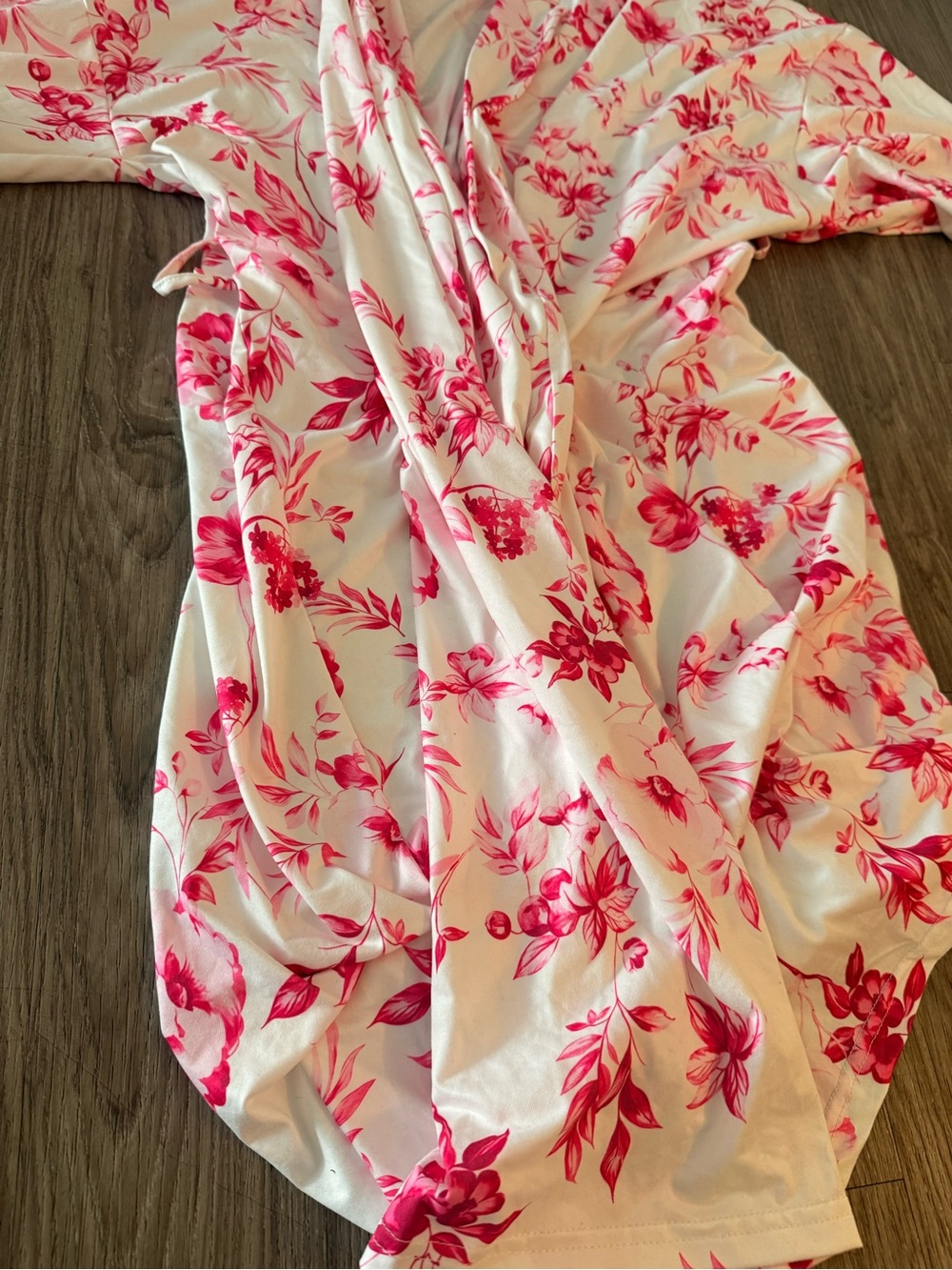 Floral Pink & White Wrap Robe - Picture 2 of 3